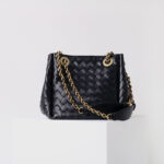 Sac à dos vintage en cuir véritable, à bandoulière et à chaîne, pour les femmes