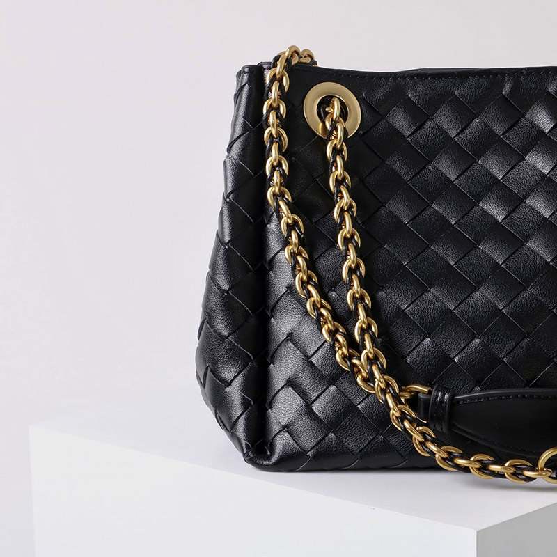 Sac à dos vintage en cuir véritable, à bandoulière et à chaîne, pour les femmes