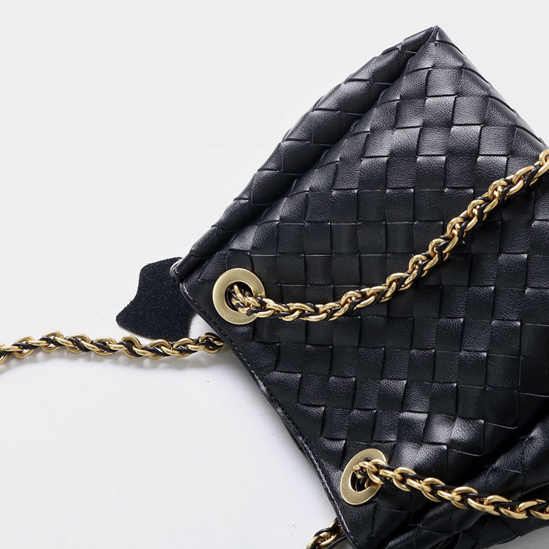 Sac à dos vintage en cuir véritable, à bandoulière et à chaîne, pour les femmes