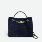 Femmes Vintage Lambswool Plush Metal Bow Shoulder Crossbody Handbag