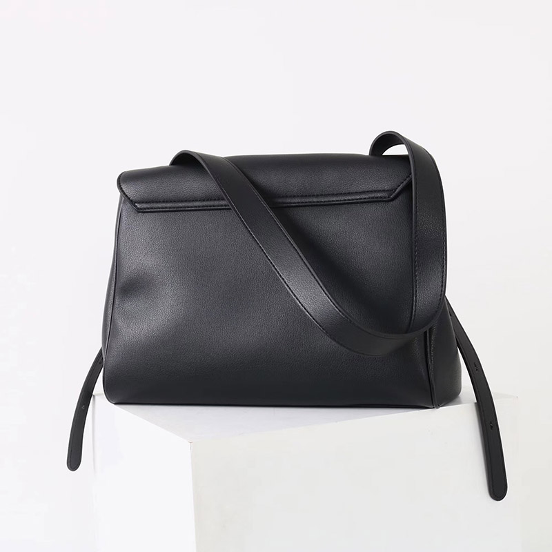 Women's Vintage Leather Shoulder Satchel Bag In Gold Hardware