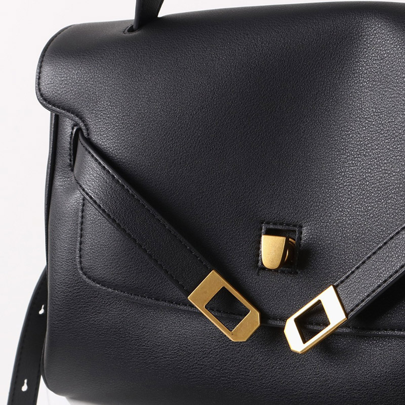 Women's Vintage Leather Shoulder Satchel Bag In Gold Hardware