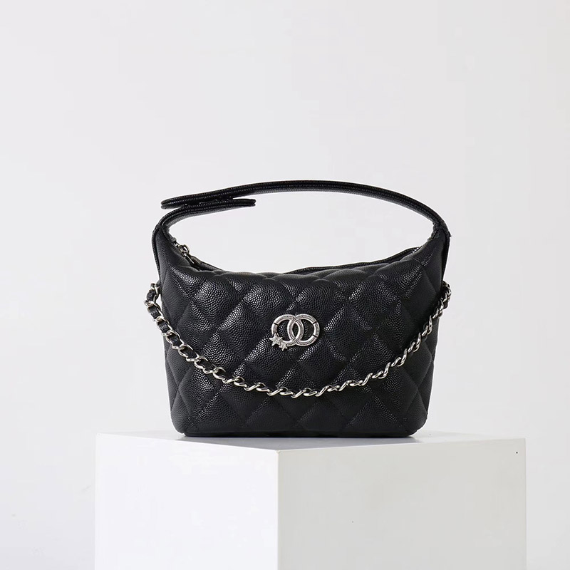 Women's Vintage Quilted Top-Grain Leather Chain Crossbody Shoulder Handbag In Silver Hardware