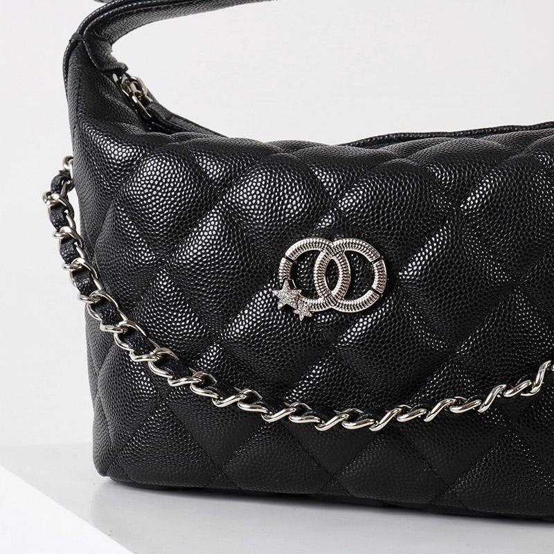 Damen Vintage gesteppt Top-Grain Leder Kette Crossbody Umhängetasche In Silber Hardware
