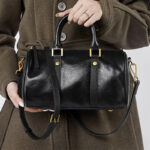 Women's Vintage Top-Grain Leather Pillow-Shaped Zipper Crossbody Shoulder Handbag In Gold Hardware