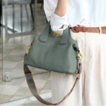 Minimalistische Damen Vollnarbenleder Reißverschluss Crossbody Schulterriemen Top Handle Tasche