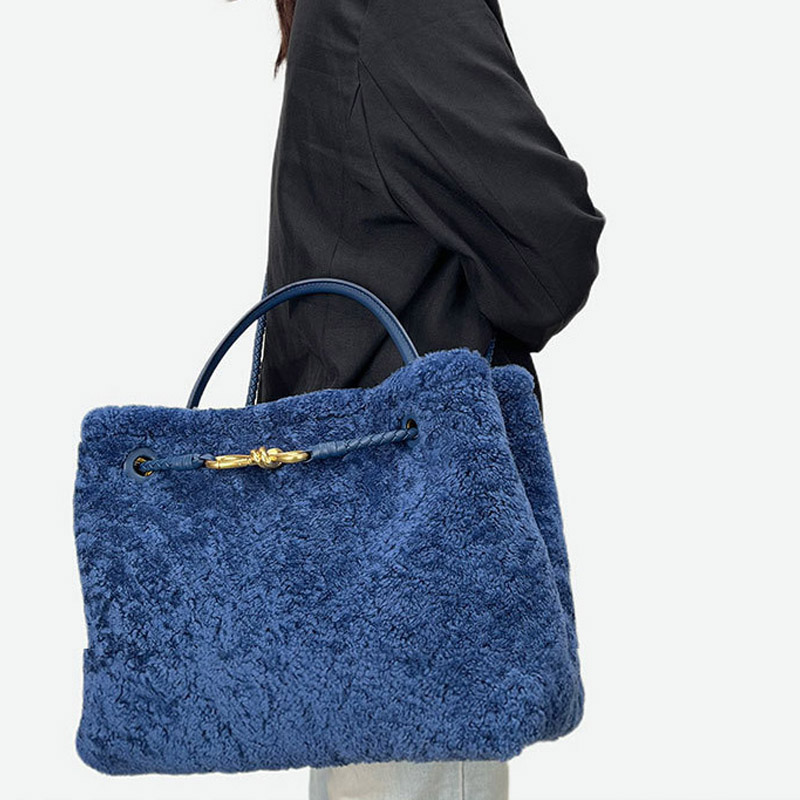 Femmes Vintage Lambswool Plush Metal Bow Shoulder Crossbody Handbag