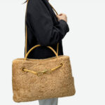 Femmes Vintage Lambswool Plush Metal Bow Shoulder Crossbody Handbag