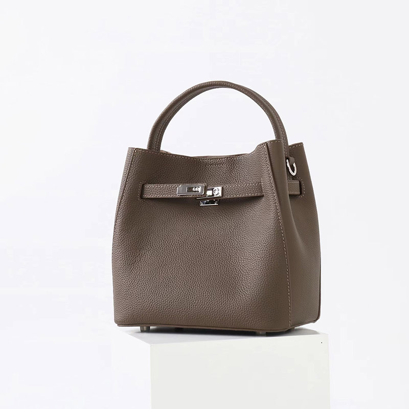 Women's Vintage Full-Grain Leather Crossbody Shoulder Bucket Handbag In Silver Hardware