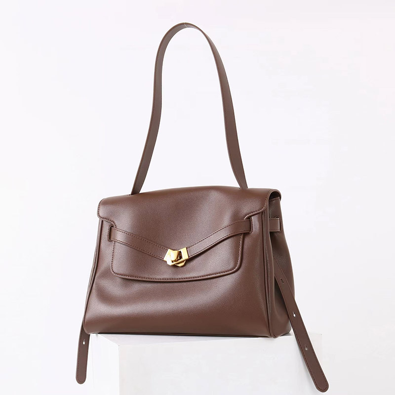 Women's Vintage Leather Shoulder Satchel Bag In Gold Hardware