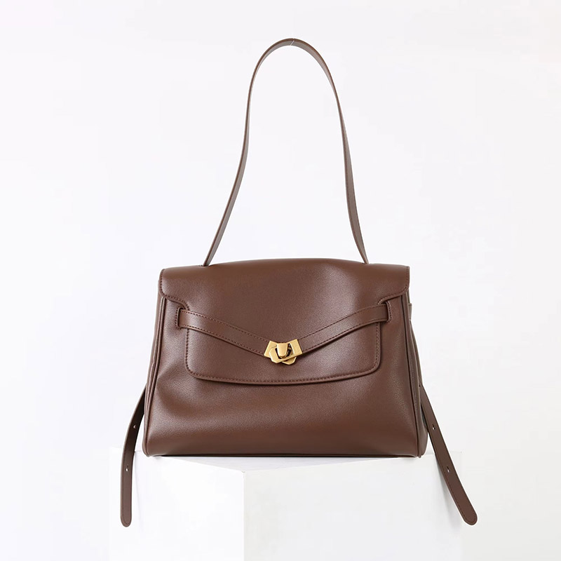 Women's Vintage Leather Shoulder Satchel Bag In Gold Hardware