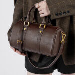 Women's Vintage Top-Grain Leather Pillow-Shaped Zipper Crossbody Shoulder Handbag In Gold Hardware