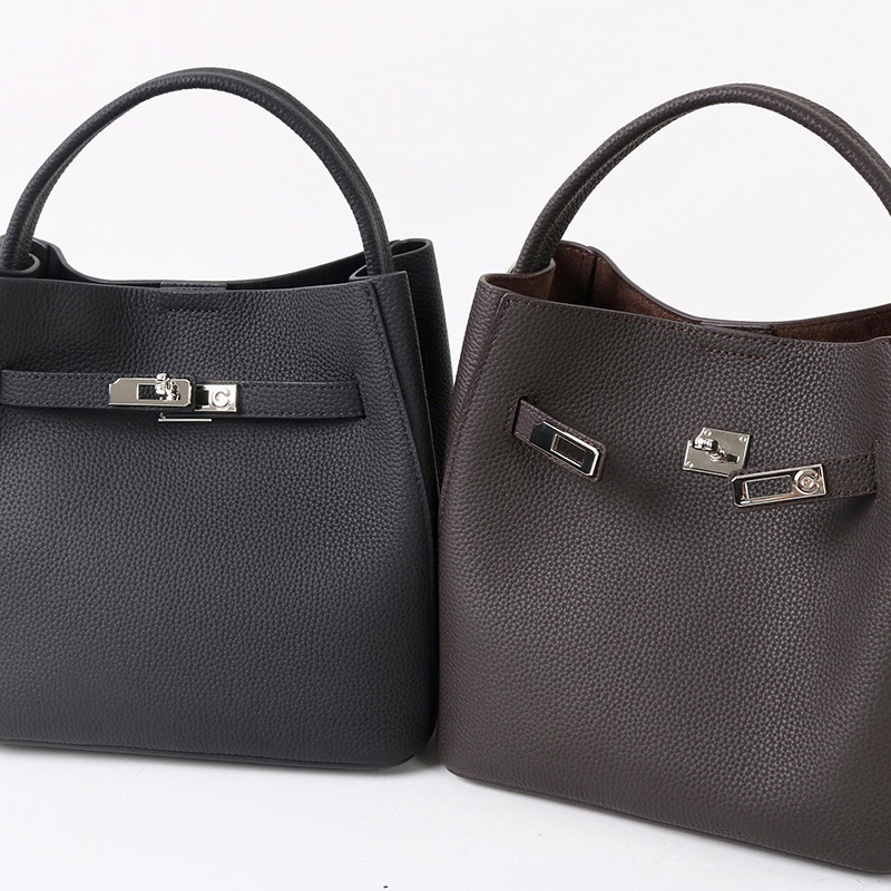 Women's Vintage Full-Grain Leather Crossbody Shoulder Bucket Handbag In Silver Hardware