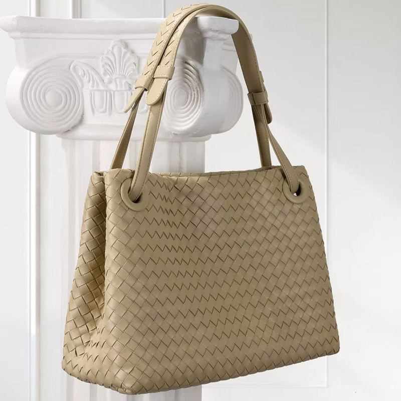 Women's Large Vintage Woven Lambskin Leather Shoulder Tote Bag