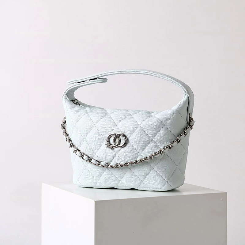 Damen Vintage gesteppt Top-Grain Leder Kette Crossbody Umhängetasche In Silber Hardware