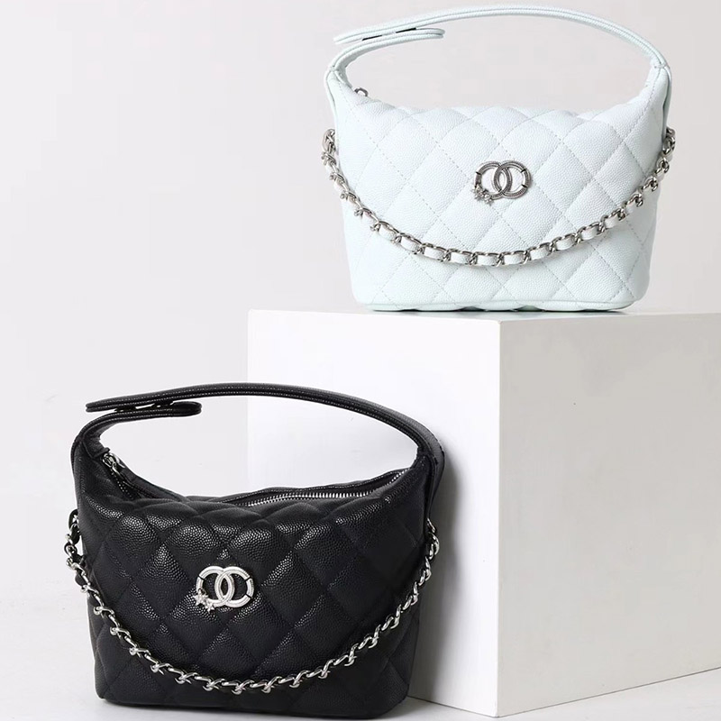 Damen Vintage gesteppt Top-Grain Leder Kette Crossbody Umhängetasche In Silber Hardware