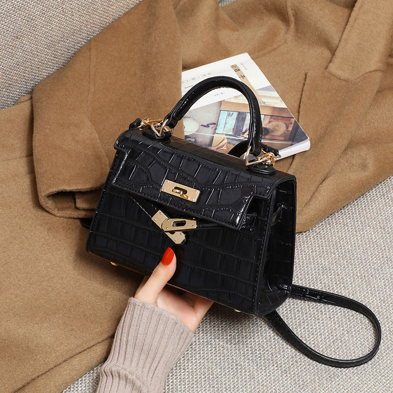 Mini sac à bandoulière en cuir fendu gaufré au crocodile pour femmes, à poignée supérieure en métal doré