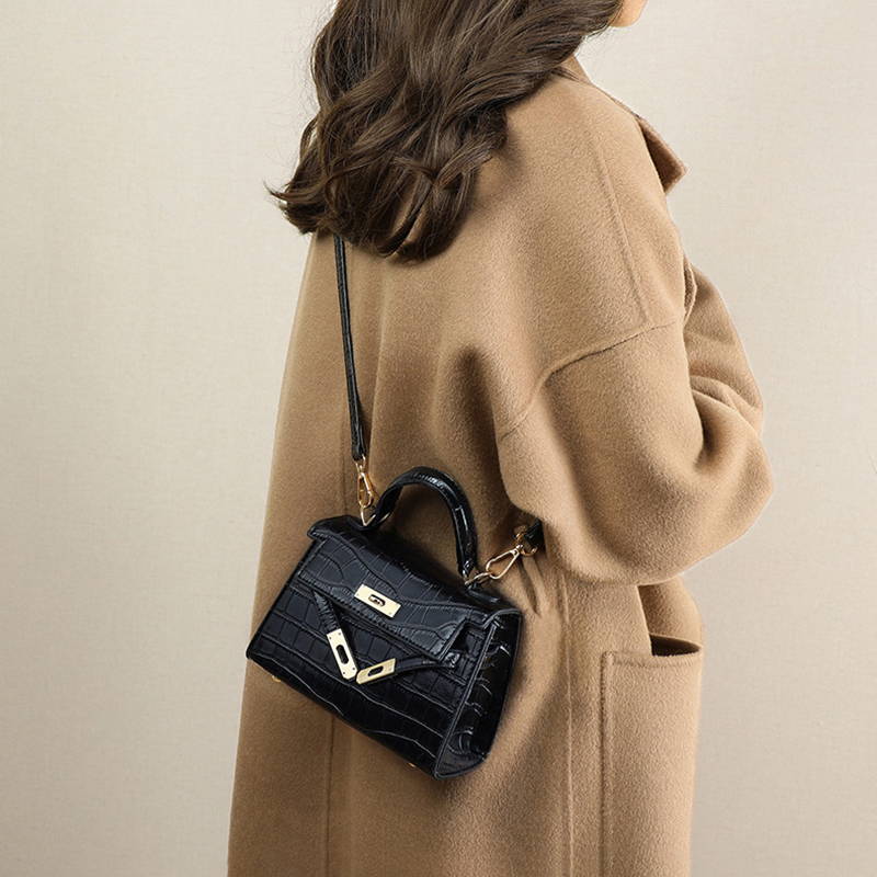 Mini sac à bandoulière en cuir fendu gaufré au crocodile pour femmes, à poignée supérieure en métal doré