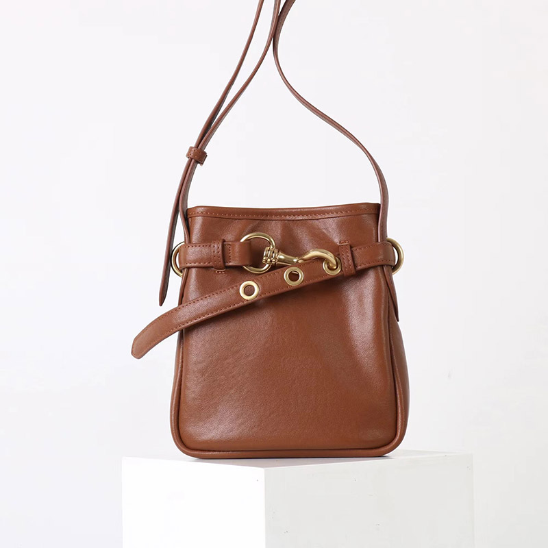 Women's Small Vintage Top-Grain Leather Buckle Crossbody  Shoulder Bag In Gold Hardware