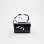 Petit sac Vintage en cuir de vachette Asymmétrique Sac à bandoulière en argent verrouillé