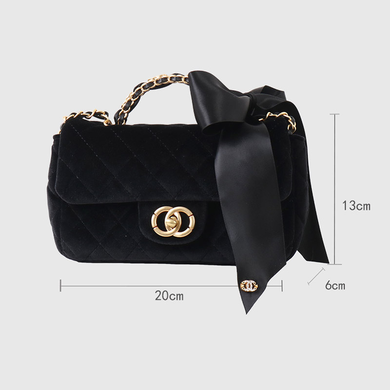Sac à main Vintage en velours noir matelassé et en cuir avec chaîne sur le dessus en métal doré
