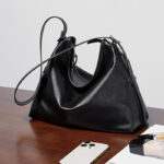 Sac hobo vintage en cuir pleine fleur avec boucle pour femmes