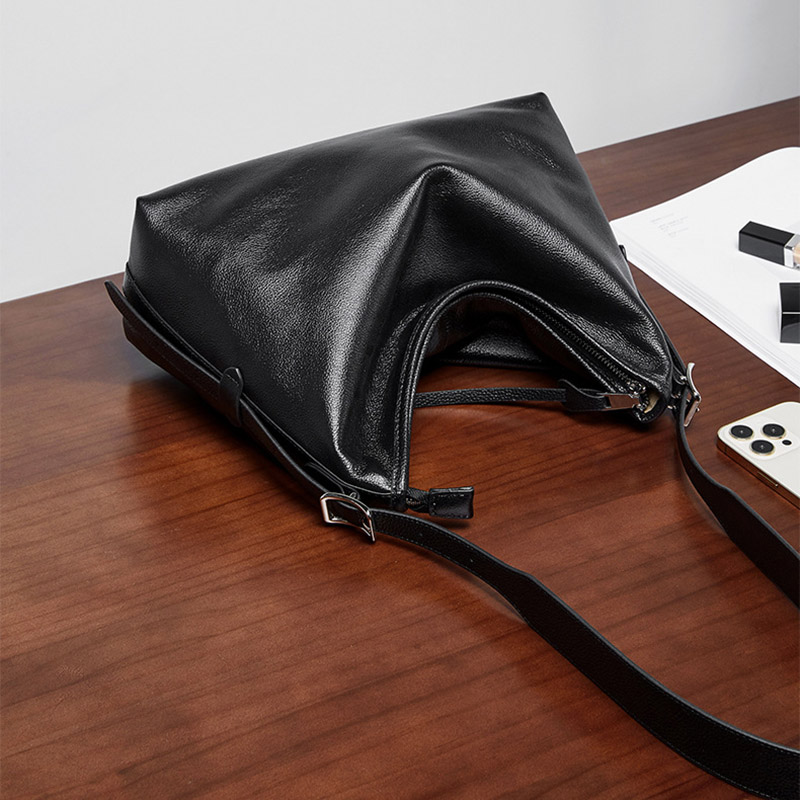 Sac hobo vintage en cuir pleine fleur avec boucle pour femmes
