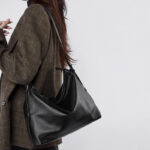 Sac hobo vintage en cuir pleine fleur avec boucle pour femmes
