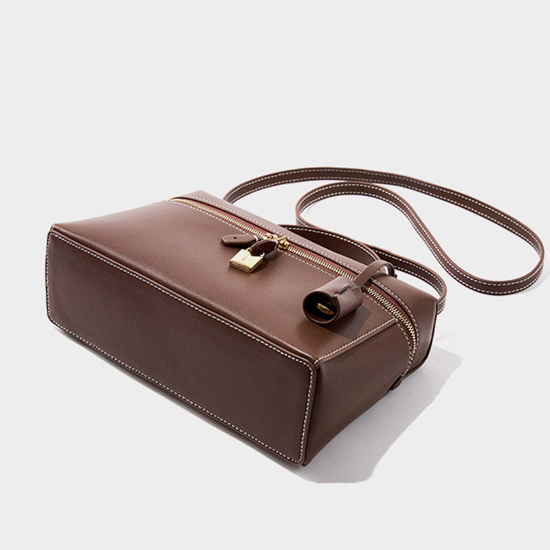 Women's Vintage Leather Box Crossbody Shoulder Strap Top Handbag Bag With Lock Buckle