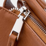 Women's Vintage Leather Crossbody Shoulder Bags With Zipper Closure