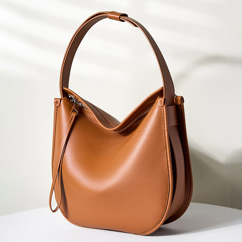 Women's Vintage Leather Crossbody Shoulder Bags With Zipper Closure