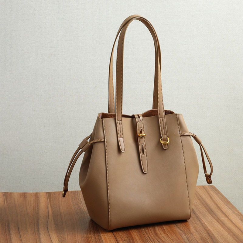 Sacs fourre-tout en cuir vintage en forme d'aile avec fermeture à boucle pour femmes