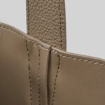 Women's Vintage Top-Grain Leather Bucket Shoulder Crossbody Handbag In Gold Hardware