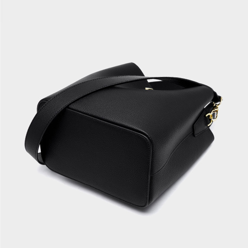 Women's Vintage Top-Grain Leather Bucket Shoulder Crossbody Handbag In Gold Hardware