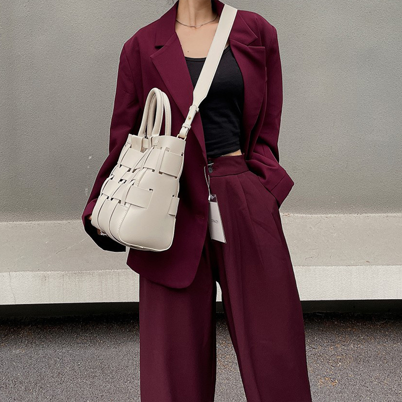 Damen Minimalistisch Geflochtenes Gespaltenes Leder Hohle Crossbody Schulterriemen Tote Handtasche