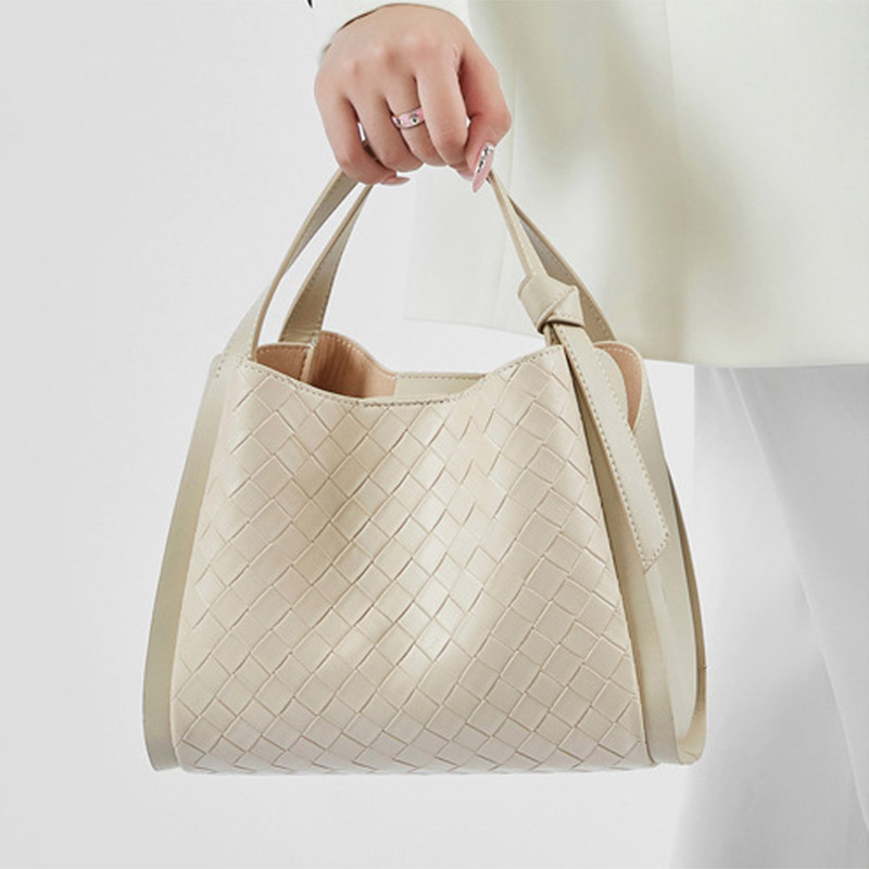 Sac à main en cuir tressé pour femmes, à bandoulière