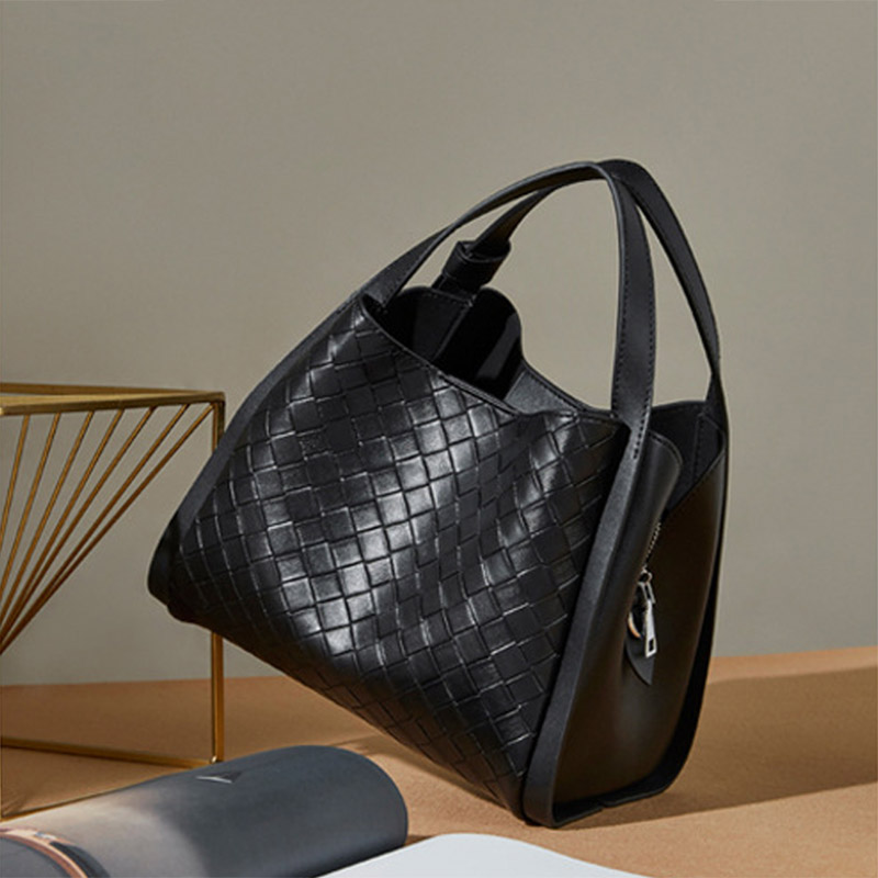 Sac à main en cuir tressé pour femmes, à bandoulière