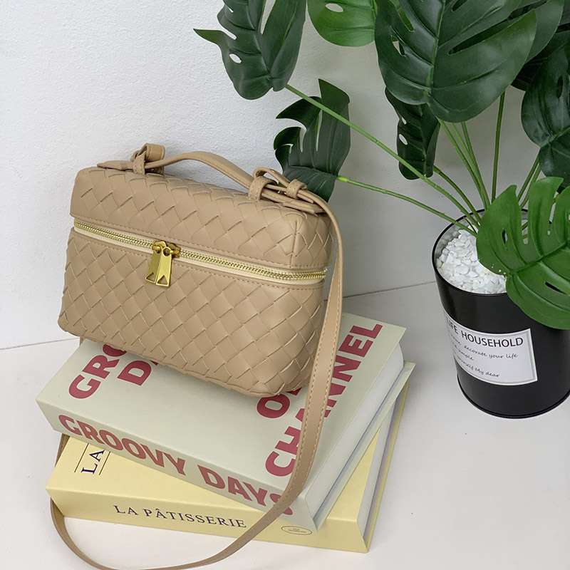 Sac à bandoulière en cuir tissé pour femmes