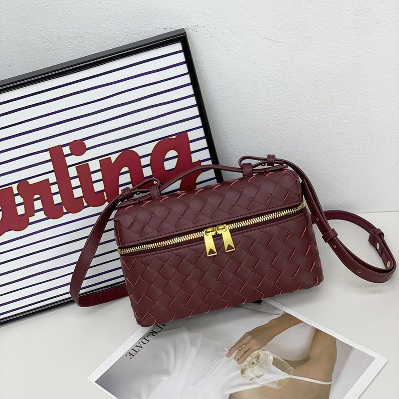 Sac à bandoulière en cuir tissé pour femmes
