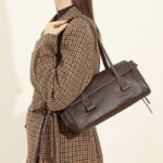 Women's Cowhide Leather Pillow-Shaped Minimalist Baguette Bag