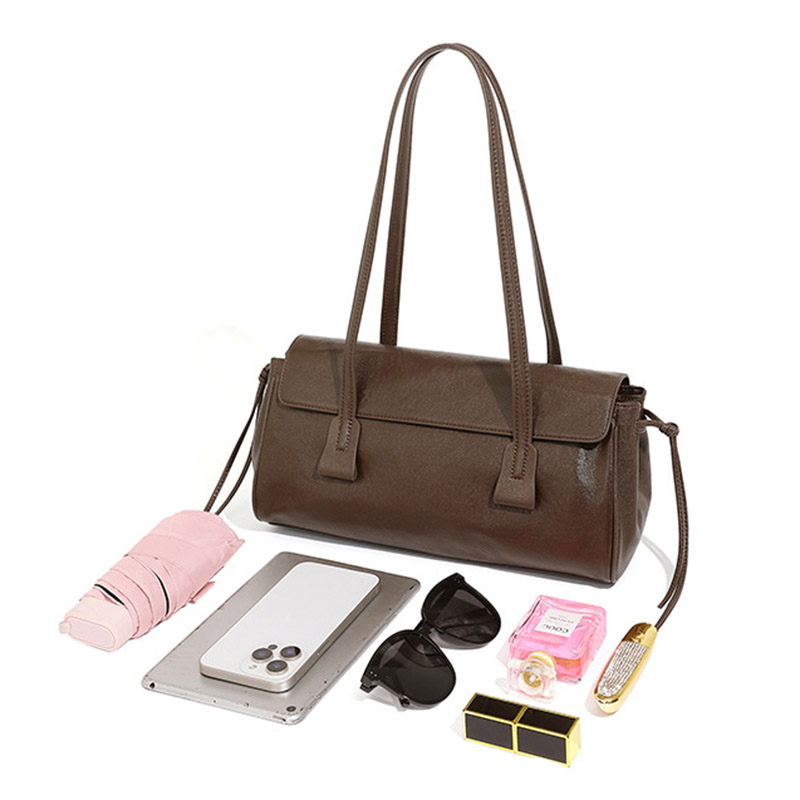 Women's Cowhide Leather Pillow-Shaped Minimalist Baguette Bag