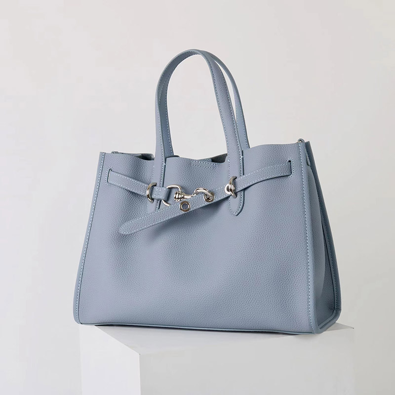 Women's Full-Grain Leather Drawstring Buckle Tote Bag With Silver Hardware