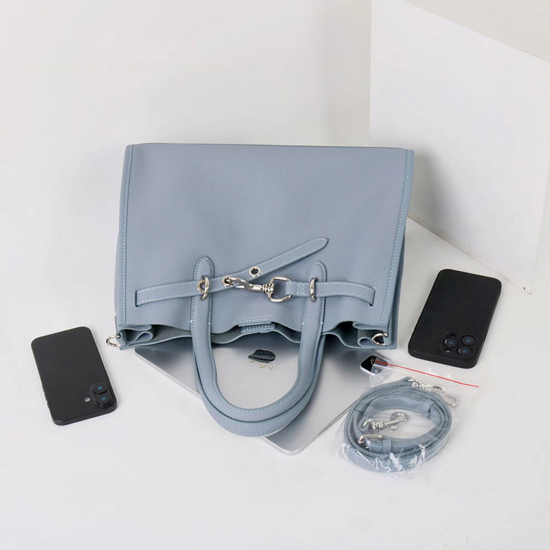 Women's Full-Grain Leather Drawstring Buckle Tote Bag With Silver Hardware