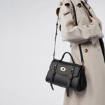 Sac à main en cuir de grain supérieur tressé pour femmes, avec bandoulière et quincaillerie dorée