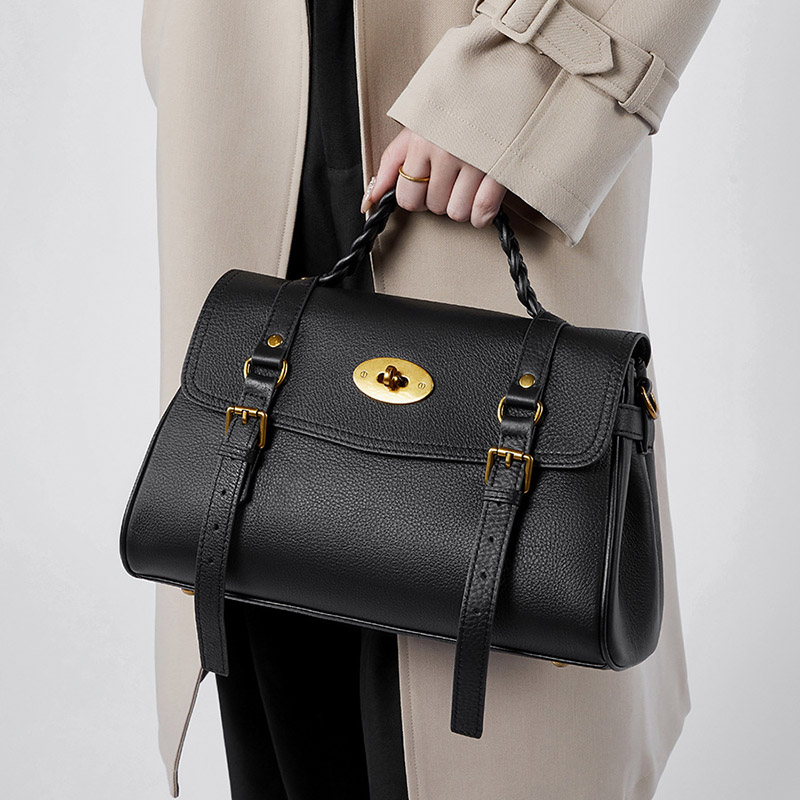 Sac à main en cuir de grain supérieur tressé pour femmes, avec bandoulière et quincaillerie dorée