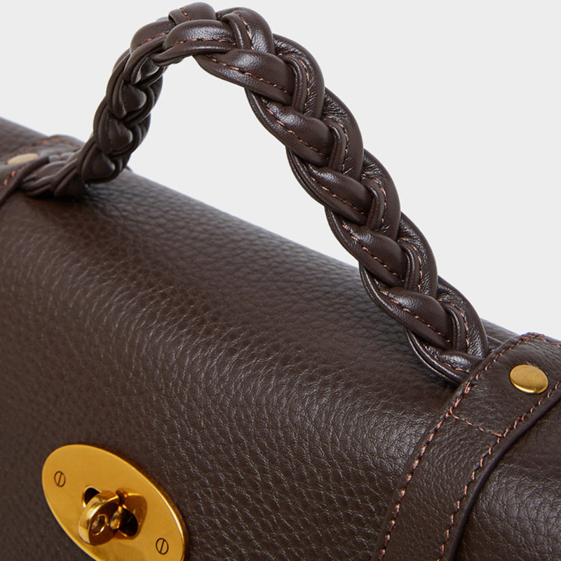 Sac à main en cuir de grain supérieur tressé pour femmes, avec bandoulière et quincaillerie dorée