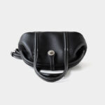Sac à main à bandoulière en cuir de grain supérieur en forme de coquillage avec fermeture verrouillée pour femmes