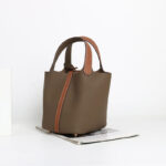 Women's Vintage Top-Grain Leather Bucket Handbag With Lock Closure