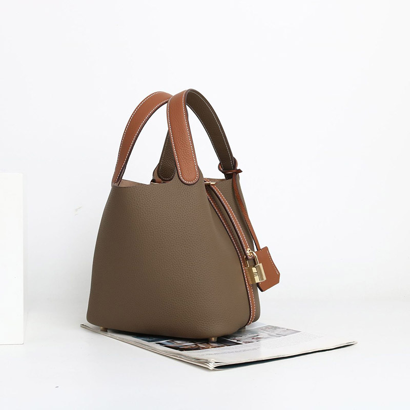 Women's Vintage Top-Grain Leather Bucket Handbag With Lock Closure