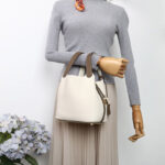Women's Vintage Top-Grain Leather Bucket Handbag With Lock Closure